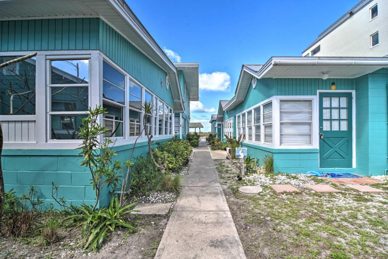 Sun-Soaked Coastal Hideaway - Steps To Beach! Клиъруотър Бийч Екстериор снимка